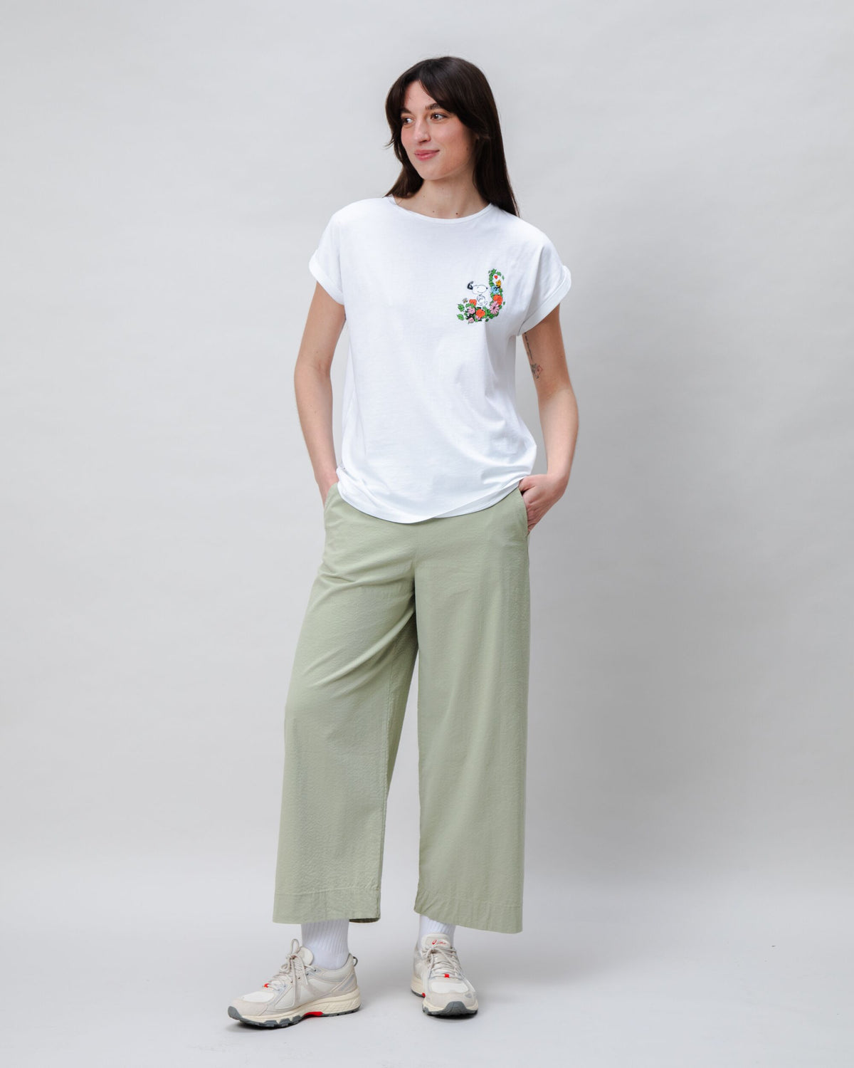 Peanuts Flowers Scoop Tee White